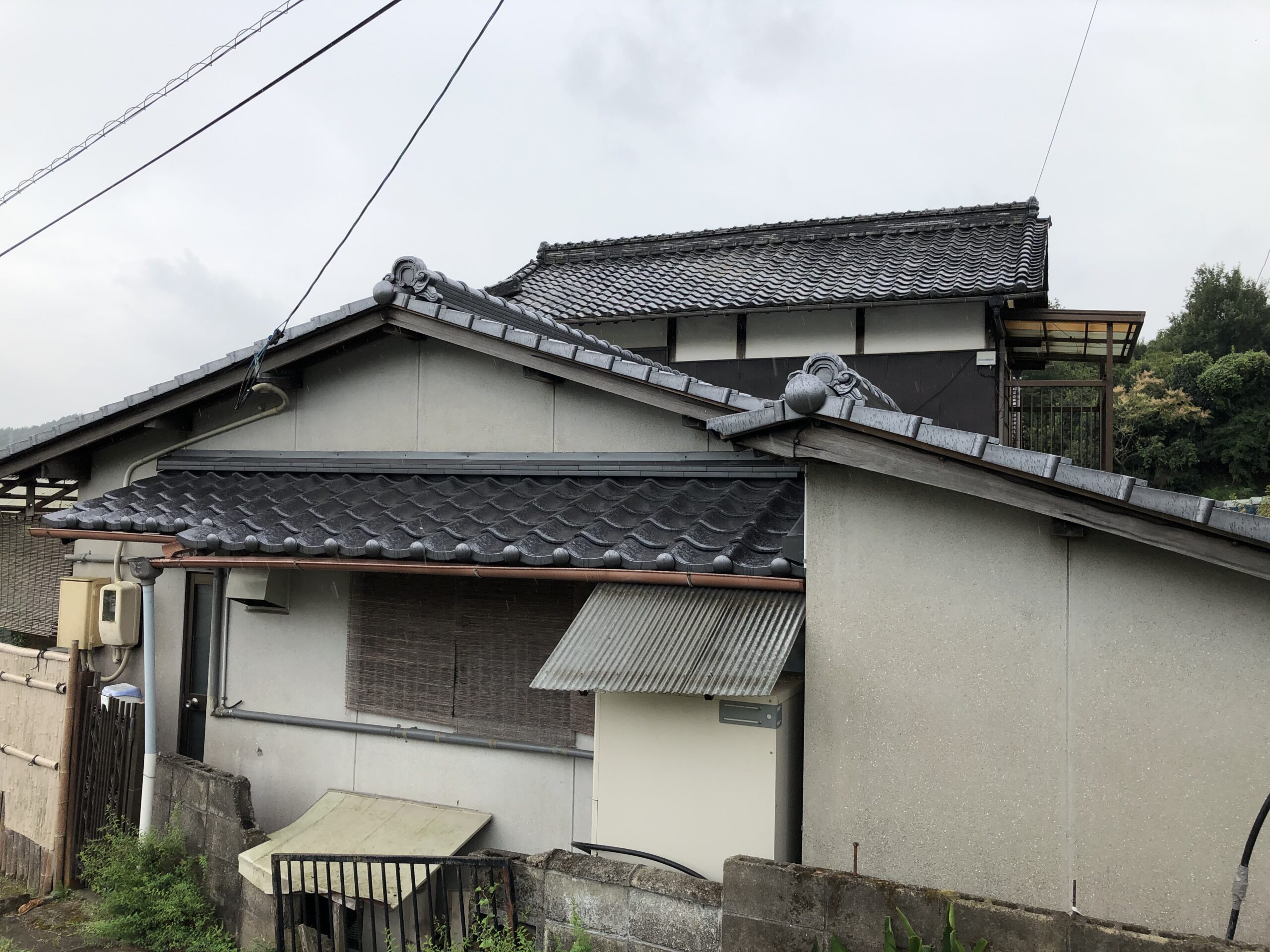 浅口市Y様邸（雨漏りのため瓦葺き替え）