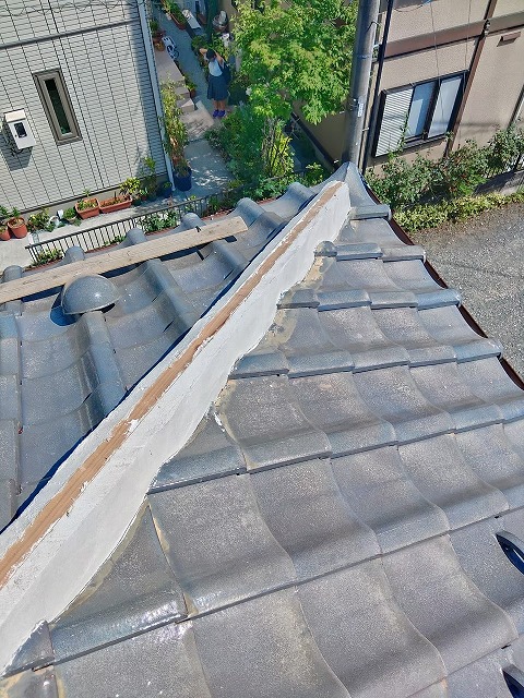 隅棟の漆喰塗り